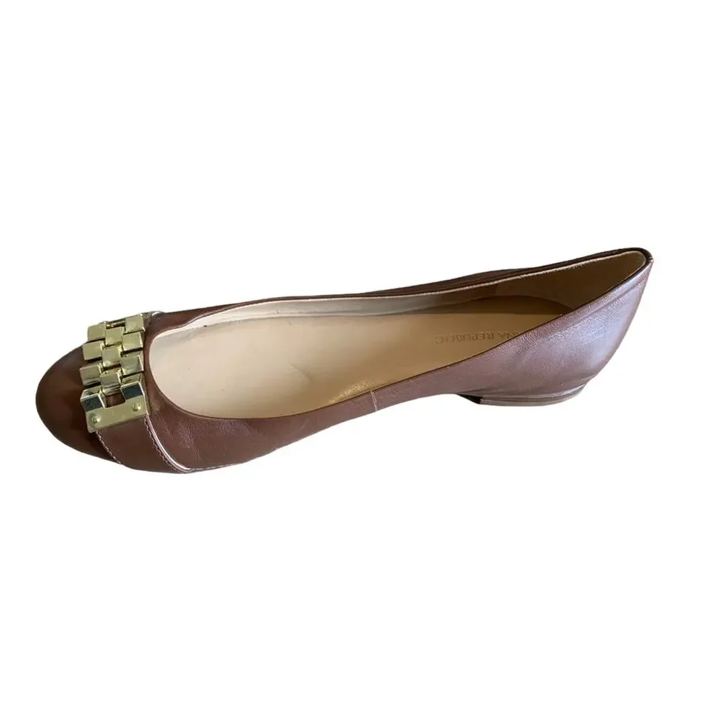 Banana Republic Chunky Buckle Detail Ballet Flats Round Toe Brown